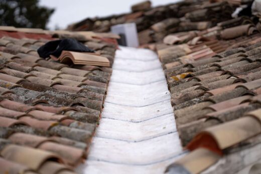 R&#x00E9;novation&#x20;de&#x20;toiture&#x20;pr&#x00E8;s&#x20;de&#x20;N&#x00EE;mes&#x20;&#x3A;&#x20;D&#x00E9;couvrez&#x20;nos&#x20;prestations